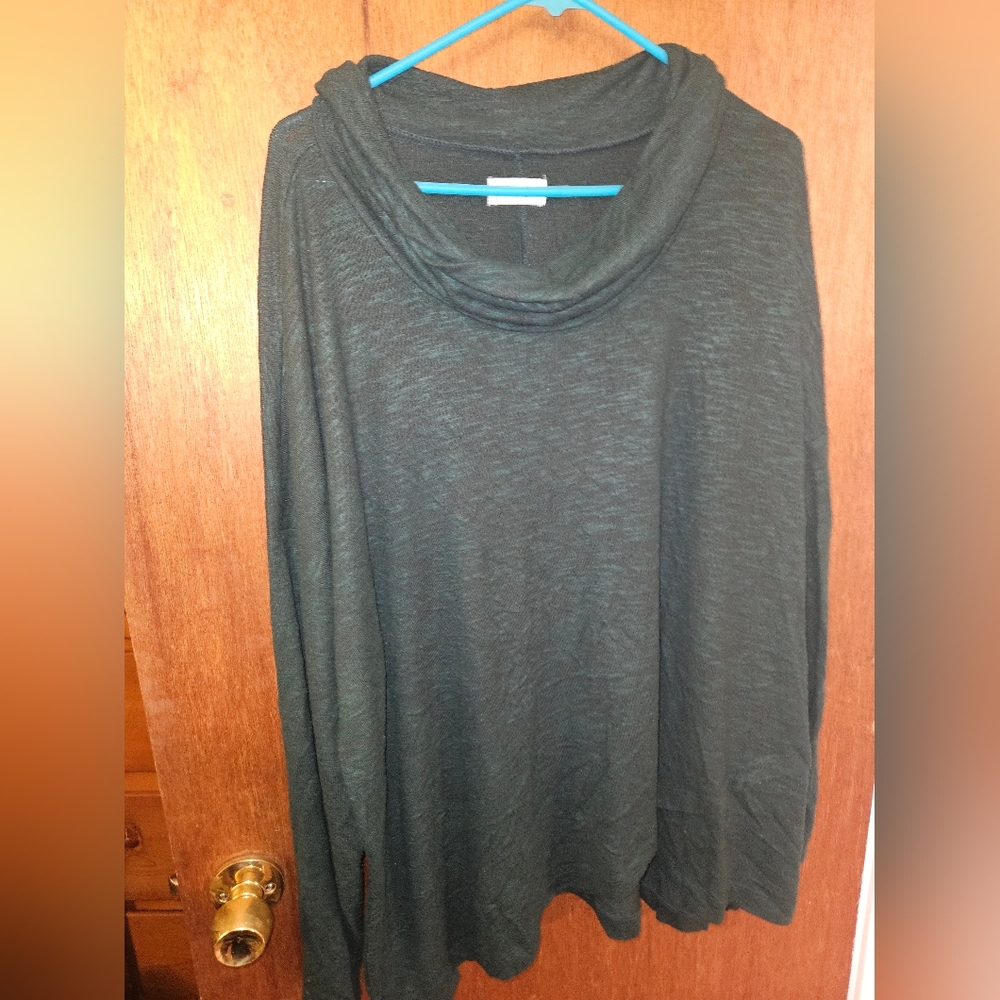 Super soft dark green cowl neck pullover